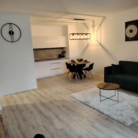 דירה Downtown28 *